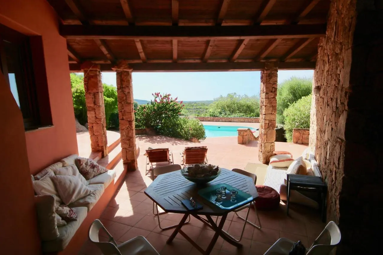 Villa Ginepro Punta Molara Italy