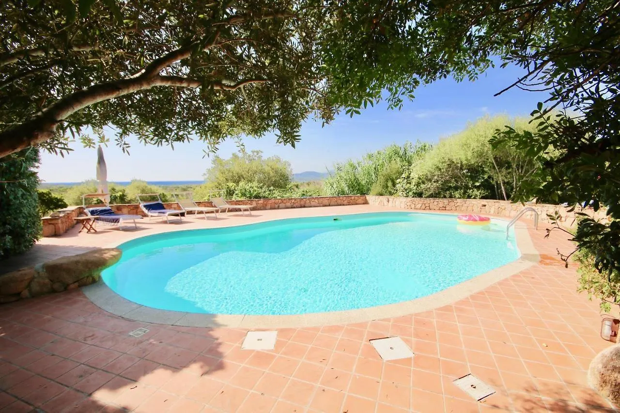 Villa Ginepro Punta Molara Italy