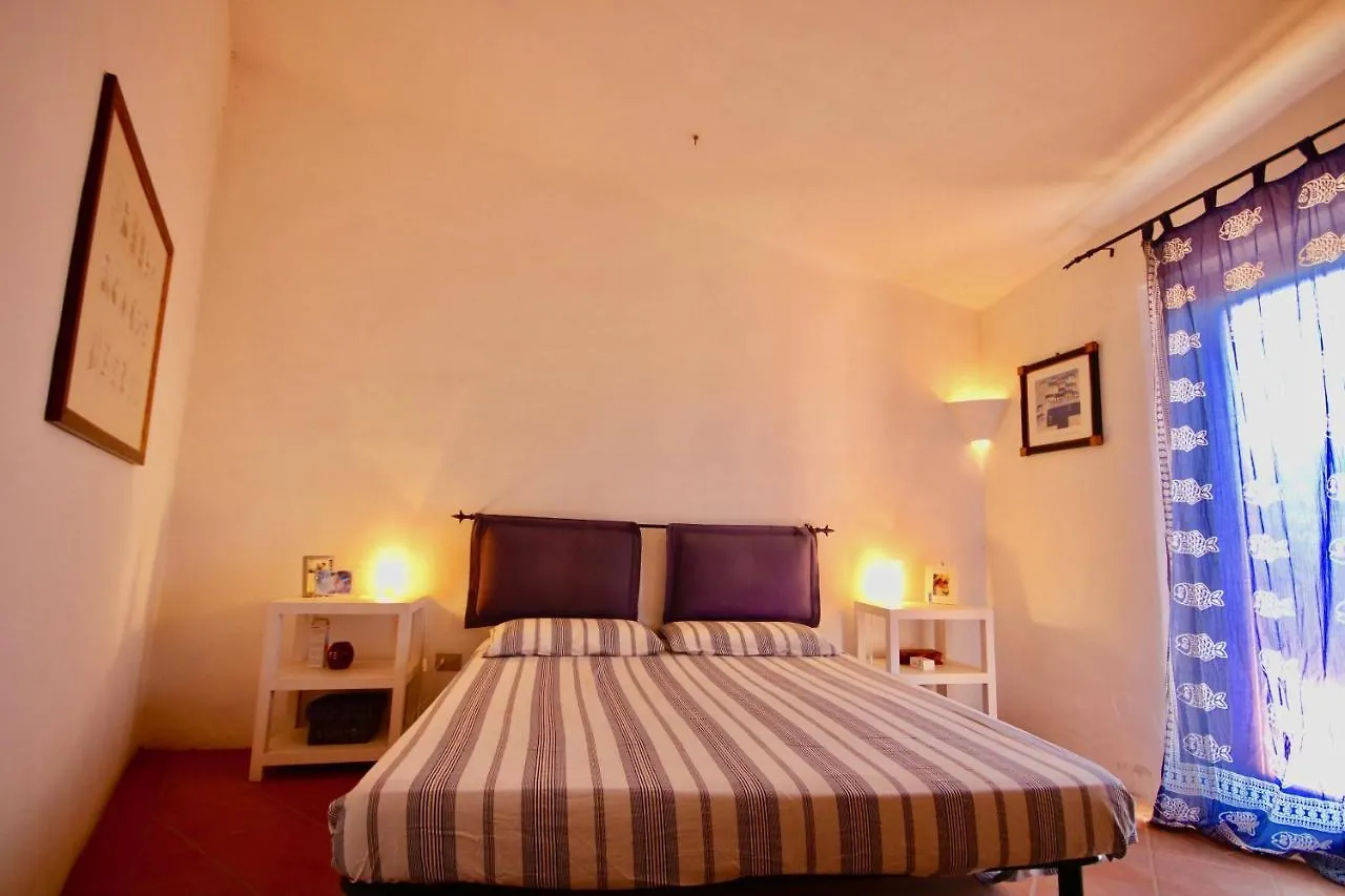Villa Ginepro Punta Molara 0*,  Italy
