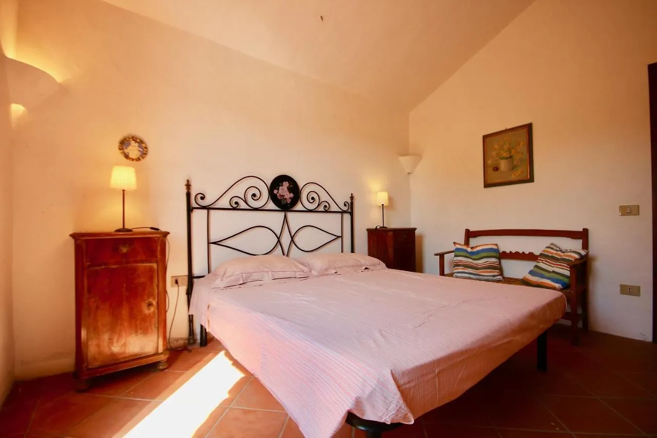 Villa Ginepro Punta Molara Italy