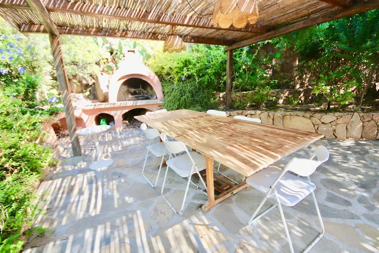 Villa Ginepro Punta Molara 0*,  Italy